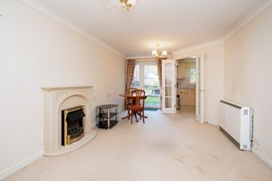 Lounge- click for photo gallery